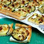 ▶️ Ingredientes: una l&aacute;mina de hojaldre, dos calabacines medianos, 250 gramos de reques&oacute;n o queso fresco, 125 gramos de yogur natural sin az&uacute;car, tomillo molido, sal, pimienta molida, aceite de oliva virgen y crema ...