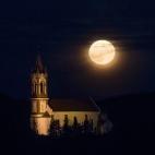 5c8b3081360000ba1a6caf05