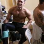 Lo suyo es el pole dance. Esta disciplina, más habitual en mujeres, la domina este hombre en el Studio 54.