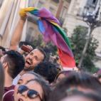 5c8a4f40260000e104fe2f9c