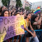 5c8a4f432400006d054bb251