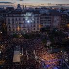 5c8a4f4b250000bd0580fb3c