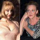 Aunque no apareció en la película original de los Addams, Cusack (1962) encarnó a la memorable Debbie, la villana de la secuela. Es hermana de otros cuatro actores y formó parte del primer Saturday Night Live. Antes de encarnar a la viuda ne...