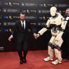 5c8a97e32300000401234b65