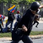 5c8a3aa020000045046ee33e