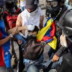 5c8a3aa42500001304c8c58e