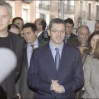 En la fotografía, Gallardón junto al actor Tim Robins, durante la presentación del Festival de Cine Solidario en enero de 2007.