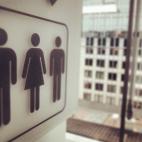 Miguel Arias Cañete "tiene que dejar muy clarito que se equivocó", asegura Carnero en referencia a los comentarios machistas durante la campaña electoral y otras frases del su trayectoria política. El propio Juncker aseguró al presentar l...