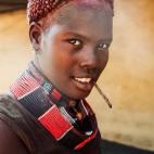 5c8b18d9240000f404a412f7