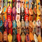 Disfrutar del sol en esta ciudad es muy fácil. Su luz, que ilumina sus zocos, sus fuentes con azulejos de colores y sus mezquitas, resulta especialmente increíble cuando atardece. Contemplar la ciudad durante las últimas horas de día es una ...