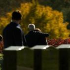 Joe Biden visita con su familia la tumba de su hijo Beau Biden