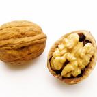 Ricas en &aacute;cidos grasos omega-3, que reduce la inflamaci&oacute;n en el organismo y previenen subidas de tensi&oacute;n sangu&iacute;nea.