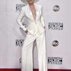 5c8b3b242300005300e7e118