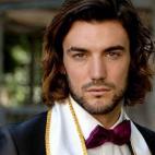 Famoso por su belleza, gan&oacute; el t&iacute;tulo de Mister Global Espa&ntilde;a 2017 y es, adem&aacute;s, modelo. El asturiano, que oposita como bombero, se une ahora al territorio de famosos en Honduras.