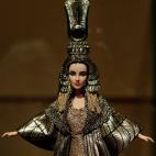 Como Elizabeth Taylor en Cleopatra.