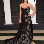 5c8b1f85240000f7054ce80c