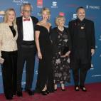 5c8ab547250000bd058197ee