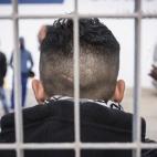 Yusuf, un joven de 17 años de los territorios Palestinos ocupados (TPO) nos contaba que nunca tuvo una infancia, que nunca tuvo ningún juguete para jugar y que cada segundo temía ser asesinado por una bala. Escapar de la muerte, de la persecu...