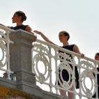 5c8a8831250000bd05814143