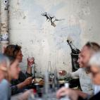 5c8a46a62500000d04c8d436