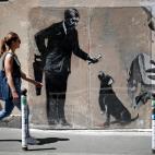 5c8a46a92500000d04c8d43c