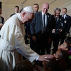 5c8b41532400000a05a46eb3