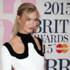 5c8a9de52000009e046f63c5