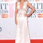 5c8a9df1250000580681628d