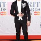 5c8a9df12500000704c94823