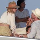 La pareja pas&oacute; parte de sus vacaciones en Espa&ntilde;a, concretamente en Ibiza donde a mediados de julio celebraron por todo lo alto el cumplea&ntilde;os de la actriz. La fiesta fue en un barco con lo m&aacute;s exclusivo de Hollywood,&n...