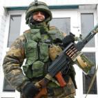 Fotografías de los 8 españoles que han participado en el conflicto. Las redes sociales han sido fundamentales para la investigación de la Policía.