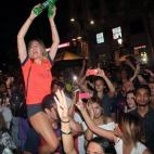 5c8b7505360000c81a6d21b4