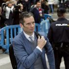 El marido de la infanta Cristina, Iñaki Urdangarin, llega a la Audiencia de Palma donde se celebra hoy la vista para decidir sobre la petición de medidas cautelares contra él y su exsocio Diego Torres, después de que hayan sido condenados a ...