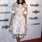 5c8a9e54240000f404a353aa