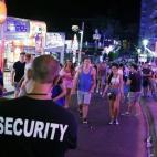 5c8a8ae325000052068144a8