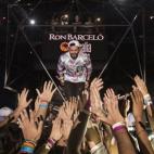 5c8a9e56360000c81a6bb6b7