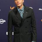 5c8b0f16240000f7054cc2b8