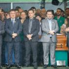 5c8b1282230000dd04240a8f