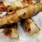 Sólo se necesita pechugas de pollo, piña en almíbar, curry, aceite de oliva, pimienta y sal. Esta es la receta.