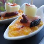 Con puré de calabaza, pulpo, queso curado, pimentón dulce y escamas de sal. Aquí puedes ver la receta completa.