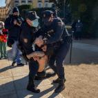 FEMEN irrumpe en un acto franquista en Madrid
