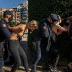 FEMEN irrumpe en un acto franquista en Madrid