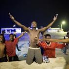 5c8a3def2400005405a2d306