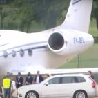 La infanta Elena le ha recibido en el aeropuerto.