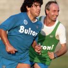 La llegada del jugador argentino al Napol&eacute;s supuso su consagraci&oacute;n como uno de los mejores futbolistas de la historia.