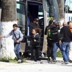 5c8aa074250000580681694b