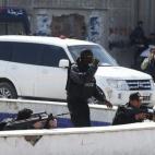 5c8aa07a230000dd04235e72