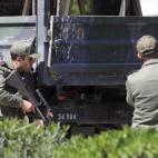 5c8aa07d2500000d04c94eff