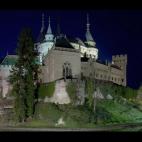 5c8ad32620000045046fd1d7