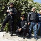 5c8aa07e230000d504235e8a